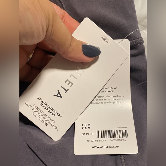 Athleta Salutation Stash Flare Pant // Dusk Violet - Picture 5 of 7